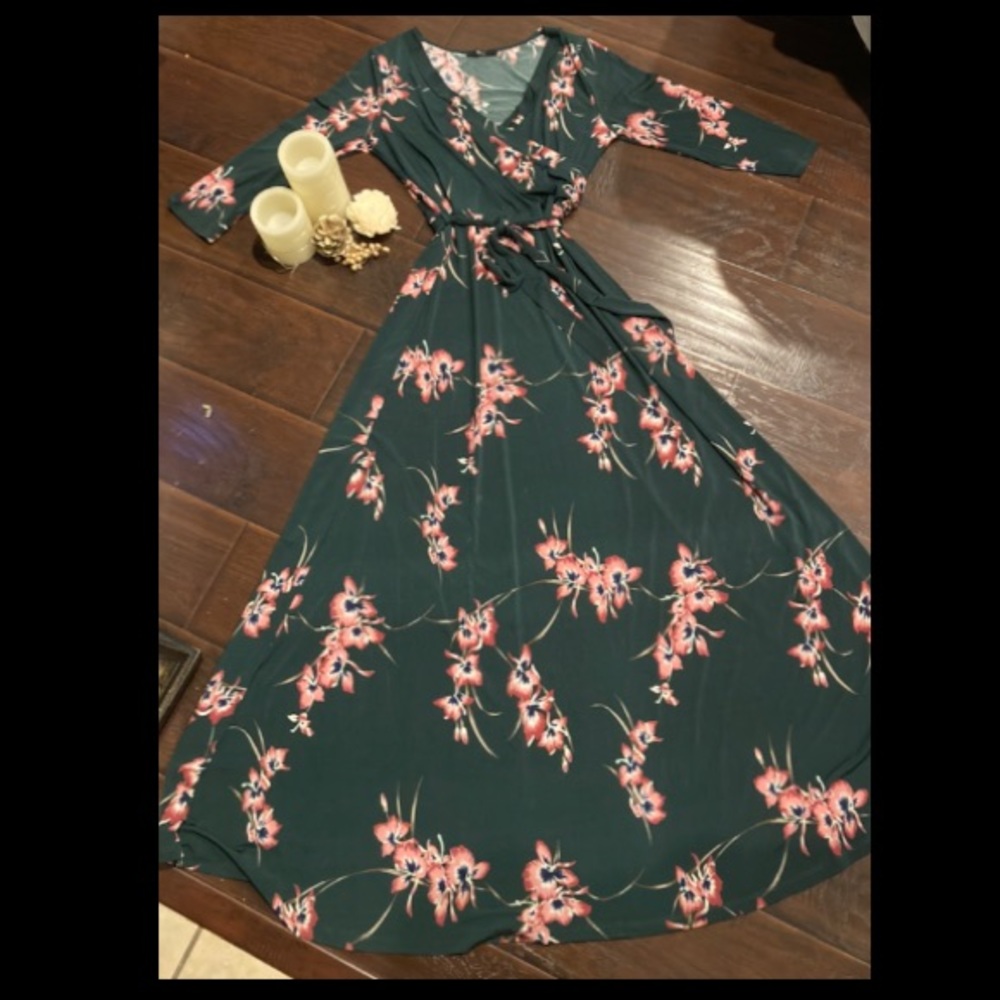 WRAP 👗 - Picture 2 of 2